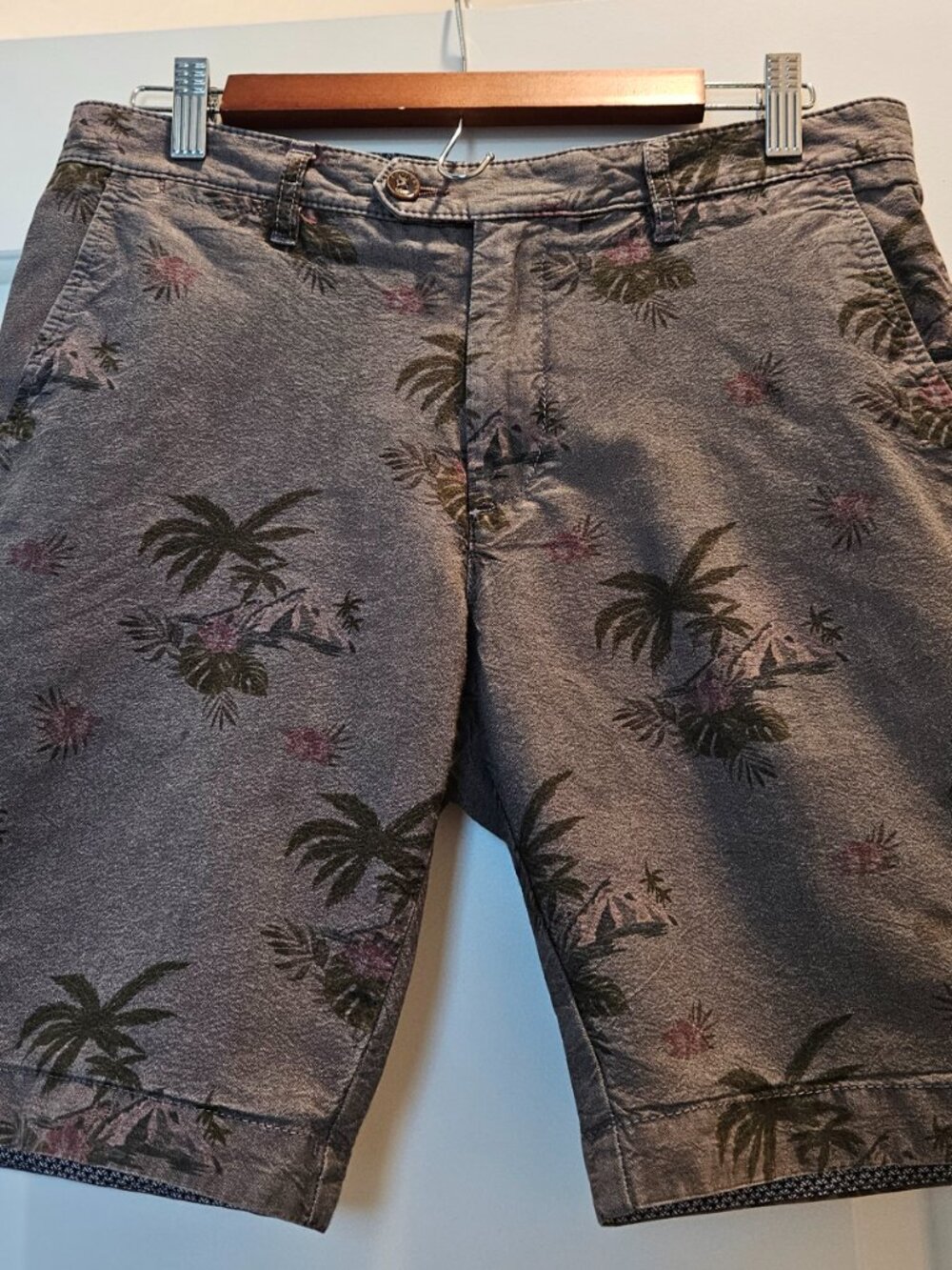 Cotton Blend shorts, Ted Baker London, palm tree print casual, size 31R